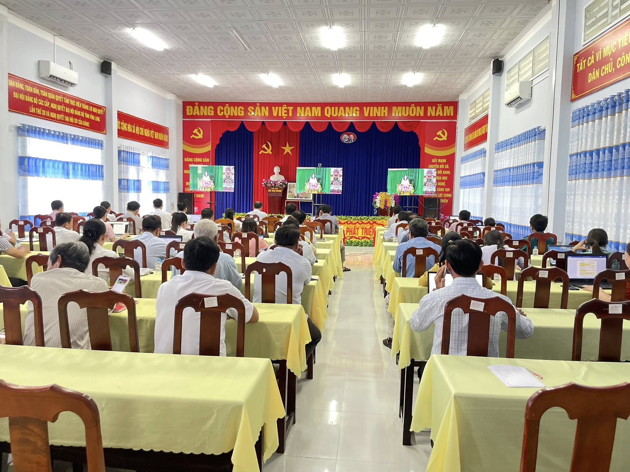 Hội nghị quán triệt, triển khai Nghị quyết Đại hội Đại biểu đảng bộ tỉnh Vĩnh Long lần thứ I, nhiệm kỳ 2025 - 2030