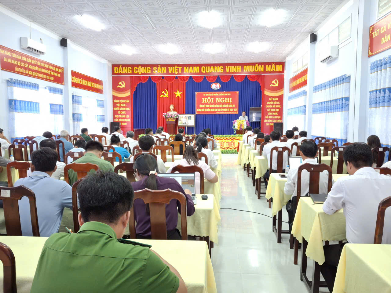 Phường Trường Long Hòa tổng kết công tác bầu cử đại biểu Quốc hội khóa XVI và đại biểu Hội đồng nhân dân các cấp, nhiệm kỳ 2026 - 2031.