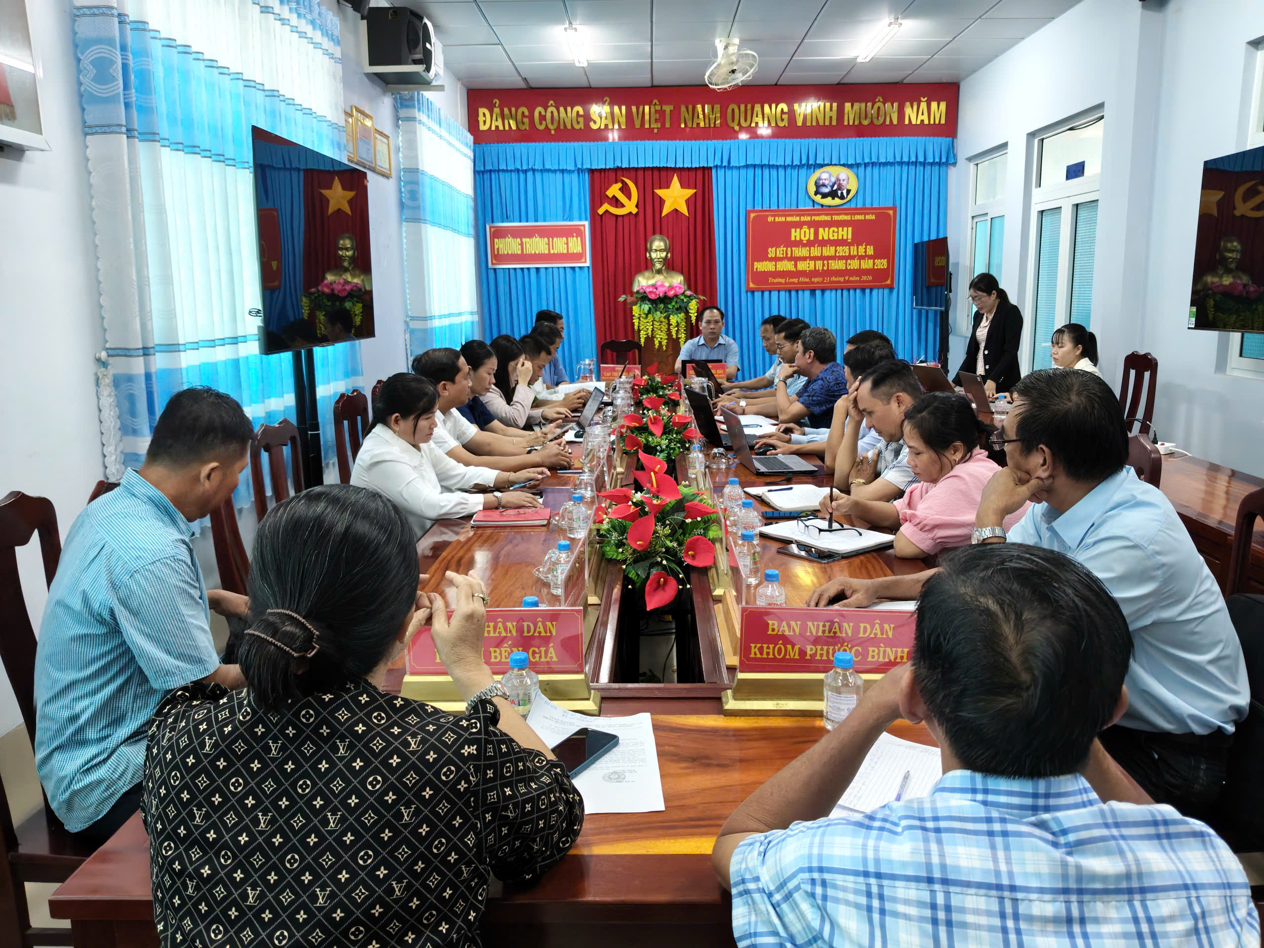 Ủy ban nhân dân phường Trường Long Hòa sơ kết 9 tháng đầu năm 2026 và đề ra phương hướng, nhiệm vụ 3 tháng cuối năm 2026