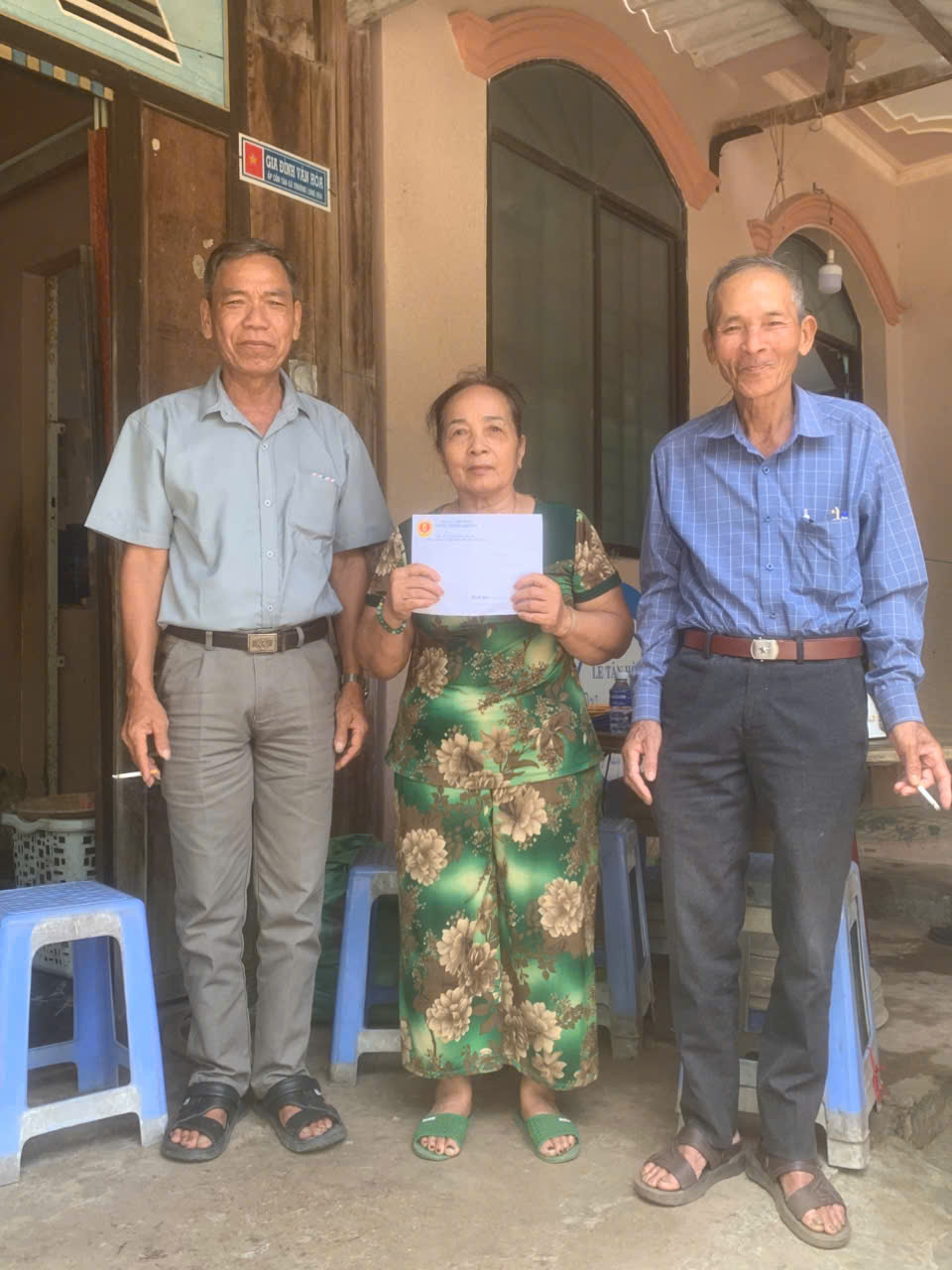 VỚI MỘT TẤM LÒNG